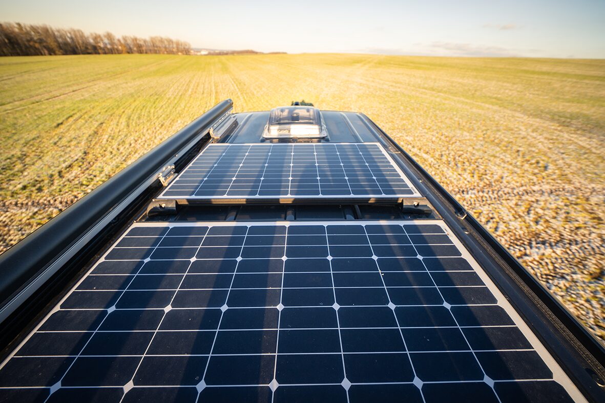 Mit genügend Power bringt der Pössl Roadstar X alles mit, was ein autarker Allrad-Camper haben sollte.