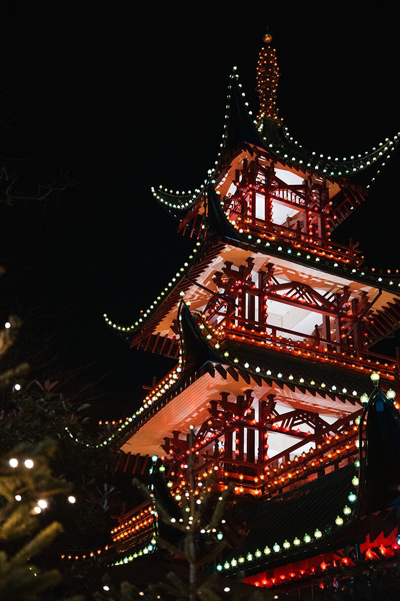 Japanische Pagode des Vergnügungsparks Tivoli in Kopenhagen