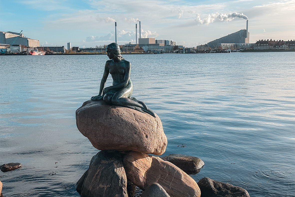 Kleine Meerjungfrau Statue in Dänemark