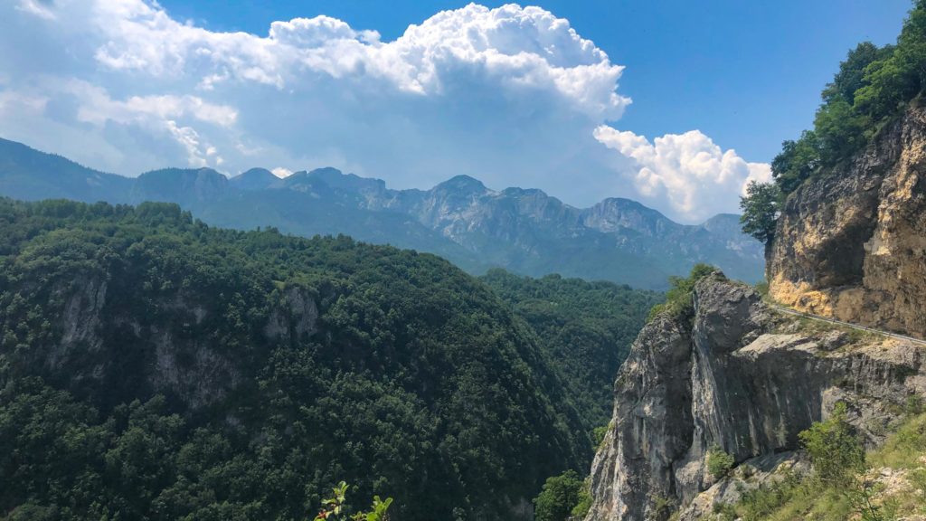 Entlang am Nevidio Canyon in Montnegro