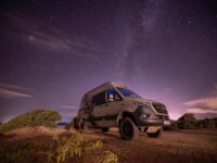100-Prozent-autark-campen-ATACAMA-4x4D-Sternenhimmel