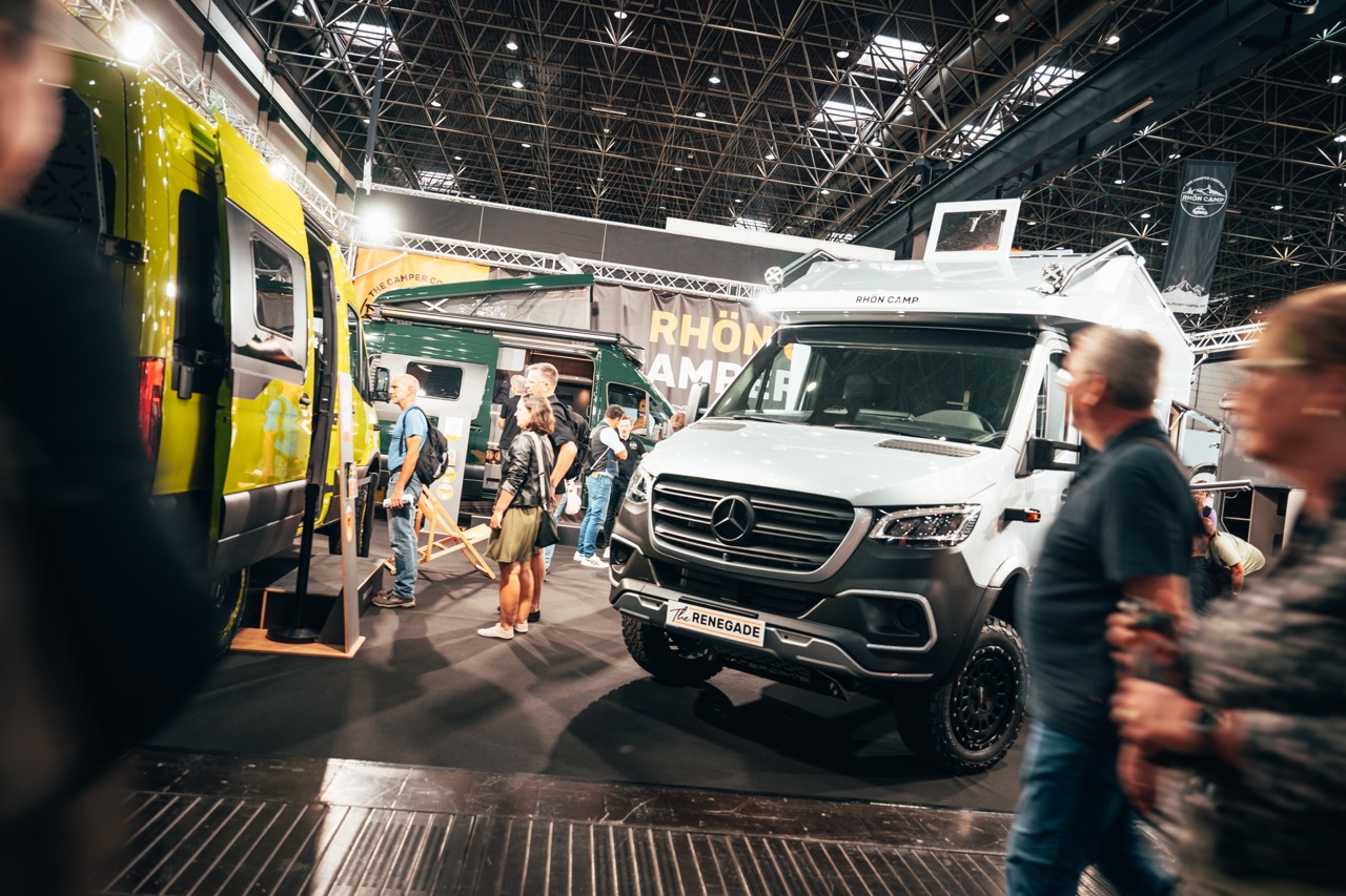 Der Hersteller Rhön Camp aus Schondra in Bayern fertigt hochwertige Offroad-Camper mit exzellentem Möbelbau. AllRoad ist der Rhön Camp Händler Nr.1 in Ostdeutschland.