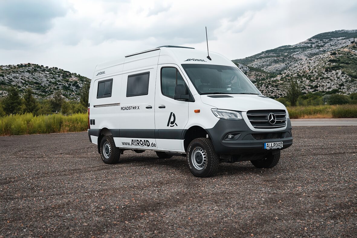 Offroad-Camper Roadstar X von Pössl im Gelände.